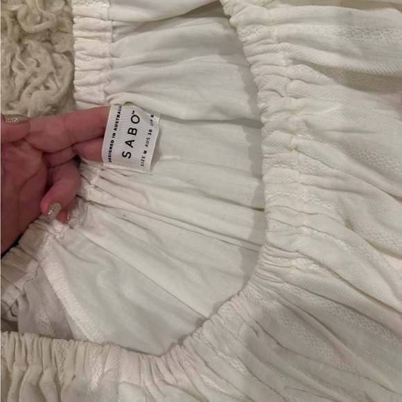 Sabo Skirt White Off-Shoulder Maxi Dress - Picture 3 of 6